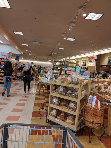 Shopping Mall «Stadium Plaza Shopping Center», reviews and photos, 10 Main St, Tewksbury, MA 01876, USA