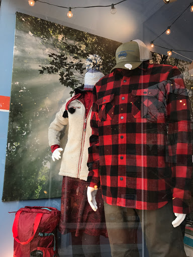 Outdoor Sports Store «Clear Water Outdoor - Lake Geneva», reviews and photos, 744 W Main St, Lake Geneva, WI 53147, USA