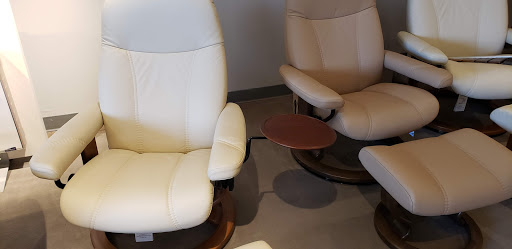 Furniture Store «Hamiltons Sofa Gallery», reviews and photos, 4060 Walney Rd, Chantilly, VA 20151, USA