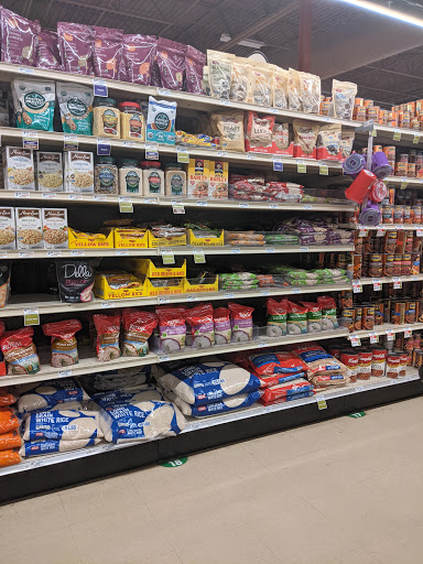 Supermarket «Giant Eagle Supermarket», reviews and photos, 27264 Lorain Rd, North Olmsted, OH 44070, USA