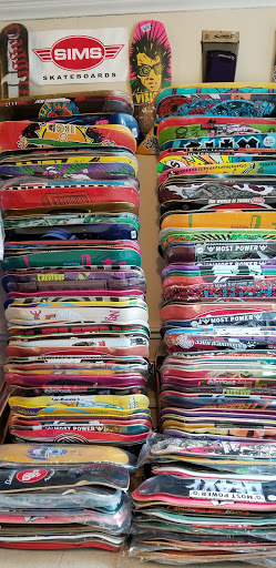 Skateboard Shop «StrangeHouse Skateboards», reviews and photos, 207 W Main St, Louisa, VA 23093, USA