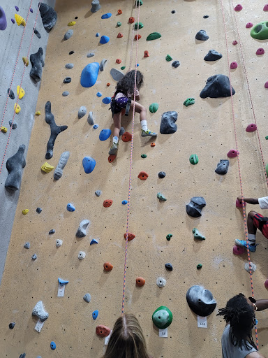 Gym «North Summit Climbing Gym», reviews and photos, 481 Bushkill Plaza Ln, Wind Gap, PA 18091, USA