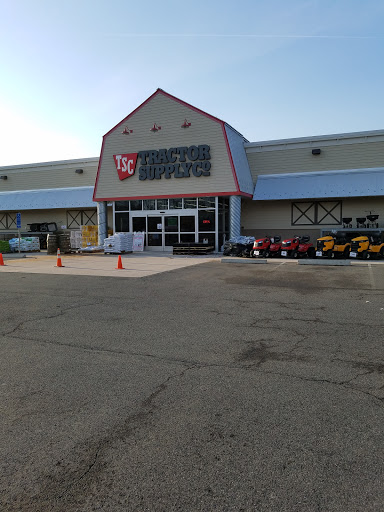 Home Improvement Store «Tractor Supply Co.», reviews and photos, 401 Middlesex Turnpike, Old Saybrook, CT 06475, USA