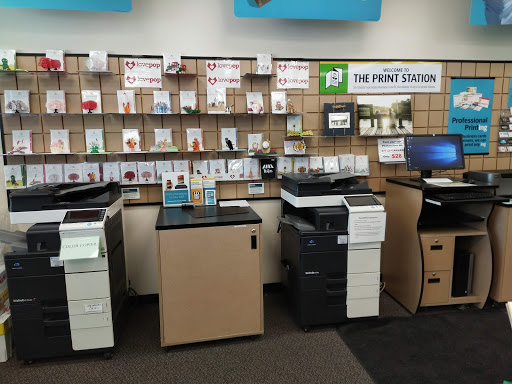 The UPS Store, 9 Sands Rd #44, Poughkeepsie, NY 12601, USA, 