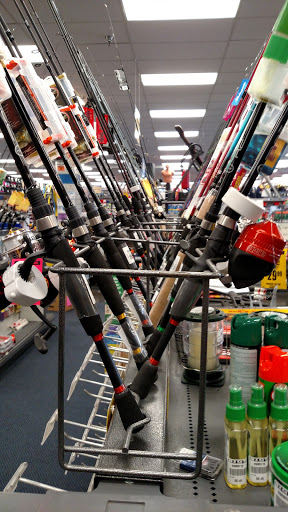 Sporting Goods Store «Big 5 Sporting Goods - La Puente», reviews and photos, 1809 N Hacienda Blvd, La Puente, CA 91744, USA
