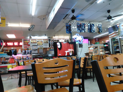 Restaurant «Chas Market & Kitchen», reviews and photos, 1431 N Pine St, San Antonio, TX 78208, USA