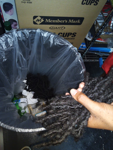 Barber Shop «Autograph Kutz Barber Shop», reviews and photos, 609 Pat Booker Rd, Universal City, TX 78148, USA