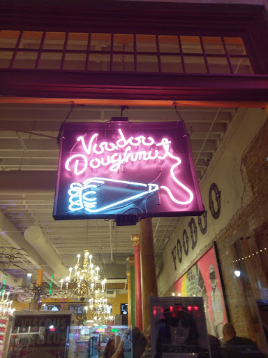 Donut Shop «Voodoo Doughnut», reviews and photos, 212 E 6th St, Austin, TX 78701, USA