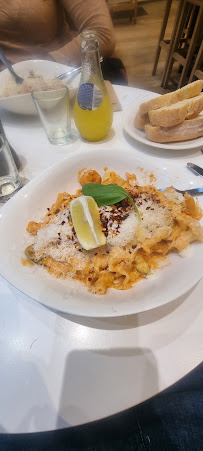 Penne du Restaurant italien Vapiano Paris Champs Elysées Pasta Pizza Bar - n°16