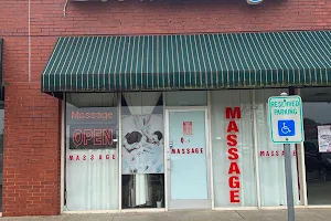 Q1 Massage, Asian therapists image