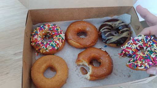 Donut Shop «The Donut Experiment Clearwater Beach», reviews and photos, 674 S Gulfview Blvd, Clearwater Beach, FL 33767, USA