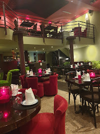 Atmosphère du Restaurant asiatique La Guinguette du Tigre à Antibes - n°4
