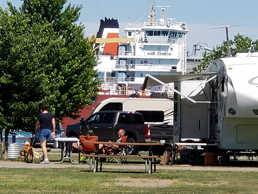 Park «Algonac State Park», reviews and photos, 8732 N River Rd, Marine City, MI 48039, USA