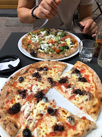 Plats et boissons du Pizzeria Pizzéria Chez Sauveur à Marseille - n°3