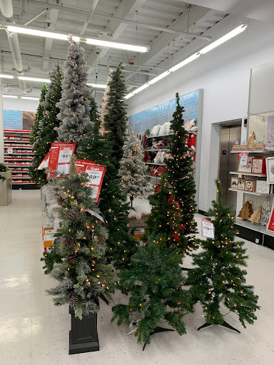 Craft Store «Michaels», reviews and photos, 650 Sunrise Hwy, Valley Stream, NY 11581, USA