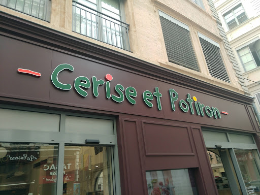 T-shirt printing stores Lyon