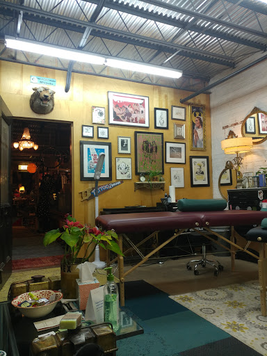 Tattoo Shop «Curiosity Shop», reviews and photos, 100 43rd St #116, Pittsburgh, PA 15201, USA