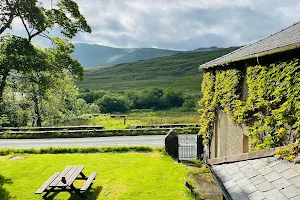 Pen Y Gwryd Hotel image