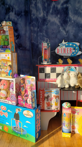 Toy Store «Toys On The Square», reviews and photos, 22 E Main St, Hummelstown, PA 17036, USA