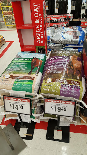 Home Improvement Store «Tractor Supply Co.», reviews and photos, 1390 E Main St, Woodland, CA 95776, USA