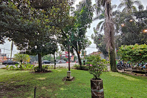 Taman Lodaya image
