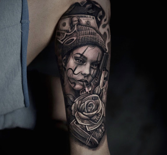 DescendINK Tattoo - Volos