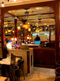 Atmosphère du Restaurant français Le Bistrot Flaubert à Paris - n°12