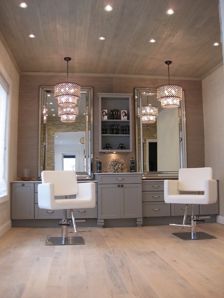 The Lake Salon 14424