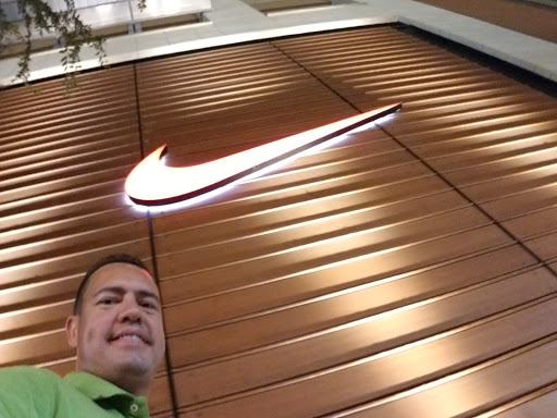 Clothing Store «Nike Scottsdale», reviews and photos, 15147 N Scottsdale Rd #180, Scottsdale, AZ 85254, USA