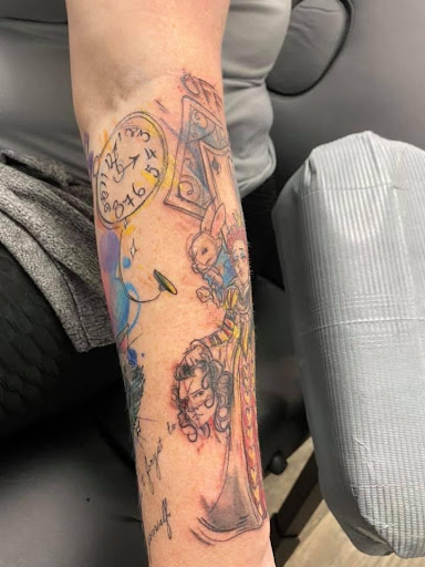 Tattoo Shop «Artistic Body Tattoo», reviews and photos, 467 N Dixie Blvd, Radcliff, KY 40160, USA