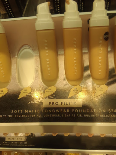 Cosmetics Store «SEPHORA inside JCPenney», reviews and photos, 4680 High Pointe Blvd, Harrisburg, PA 17111, USA