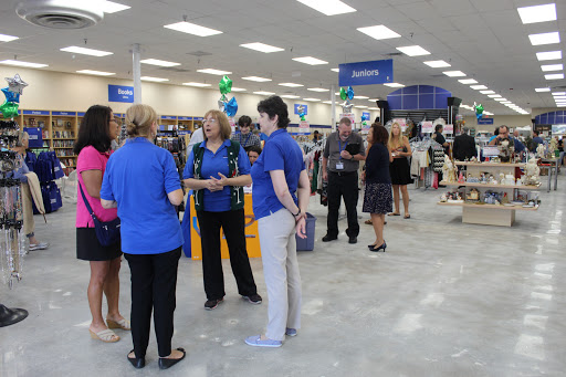 Used Book Store «Goodwill Book Store & Donation Center», reviews and photos, 15165 McGregor Blvd, Fort Myers, FL 33908, USA