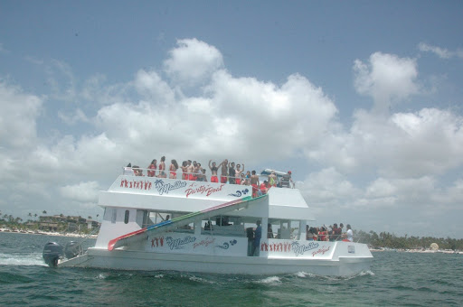 Malibu Party Boat