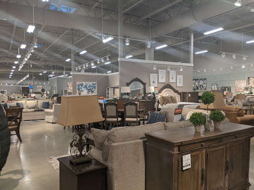 Furniture Store «Ashley HomeStore», reviews and photos, 925 Paterson Plank Rd, Secaucus, NJ 07094, USA