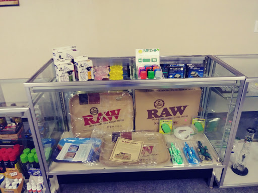 Tobacco Shop «Inferno Smoke Shop», reviews and photos, 2110 Mariner Blvd, Spring Hill, FL 34609, USA