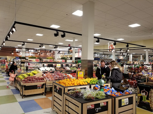 Supermarket «The Fresh Grocer of Grays Ferry», reviews and photos, 3021 Grays Ferry Ave, Philadelphia, PA 19146, USA