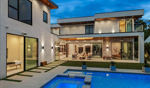 House R Us image