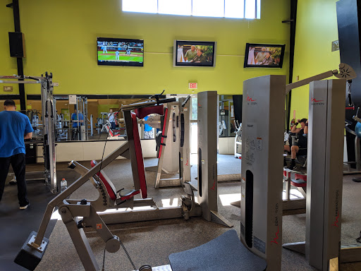 Gym «Work Out World-WOW Fitness-Cromwell», reviews and photos, 20 Sebethe Dr, Cromwell, CT 06416, USA