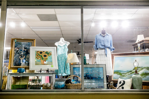 Thrift Store «Assistance League Thrift Shop», reviews and photos, 2100 E 4th St, Long Beach, CA 90814, USA