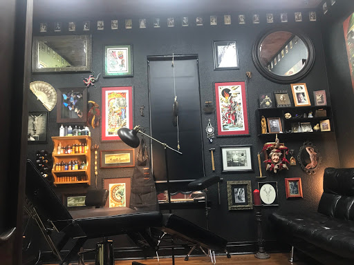 Tattoo Shop «Dovetail Tattoo», reviews and photos, 310 W 17th St, Austin, TX 78701, USA