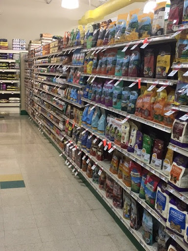 Pet Supply Store «Pet Supplies Plus», reviews and photos, 64920 Van Dyke, Washington, MI 48095, USA