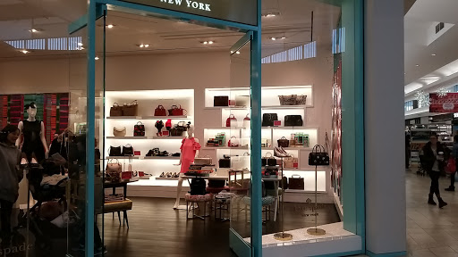 Shopping Mall «Walt Whitman Shops», reviews and photos, 160 Walt Whitman Rd, Huntington Station, NY 11746, USA