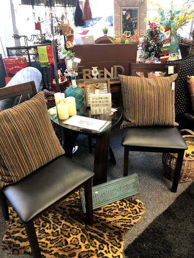 Consignment Shop «Seconds Best Consignment», reviews and photos, 41 Main St, Akron, NY 14001, USA