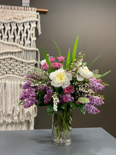 Florist «City Bloom, Inc», reviews and photos, 1300 Clay St #162b, Oakland, CA 94612, USA