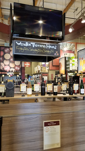 Wine Store «Total Wine & More», reviews and photos, 7925 N Blackstone Ave, Fresno, CA 93720, USA