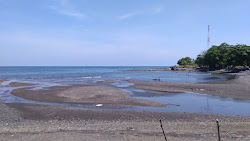 Beautiful Singaraja Beach'in fotoğrafı - rahatlamayı sevenler arasında popüler bir yer