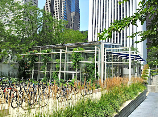 Bicycle Rental Service «Bike and Roll Chicago - Millennium Park», reviews and photos, 239 E Randolph St, Chicago, IL 60601, USA