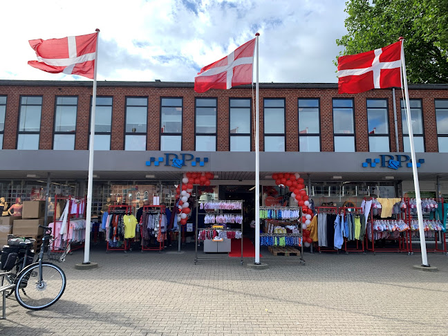 80 anmeldelser af P & P Textilhuset Vejgaard Torv v/Søren (Tøjbutik) (Nordjylland)