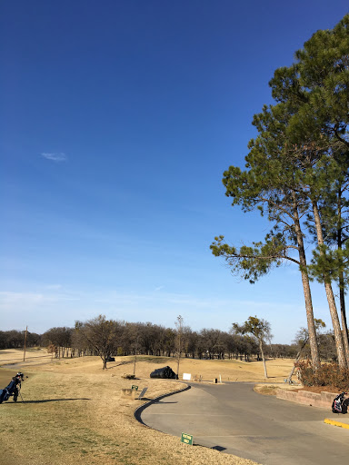 Golf Course «Luna Vista Golf Course», reviews and photos, 11223 Luna Rd, Dallas, TX 75229, USA