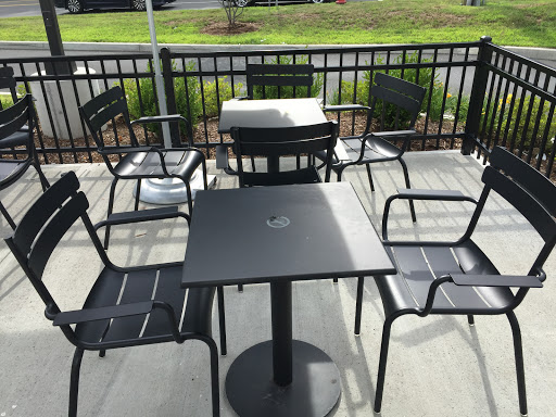 Coffee Shop «Starbucks», reviews and photos, 14 Fenn Rd, Newington, CT 06111, USA